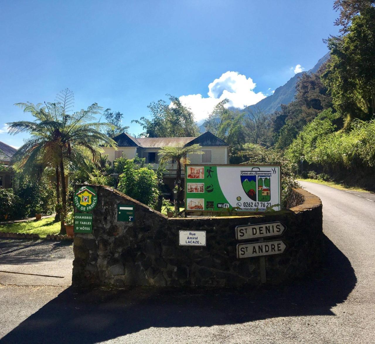 Relais Des Gouverneurs ซาลาซี ภายนอก รูปภาพ